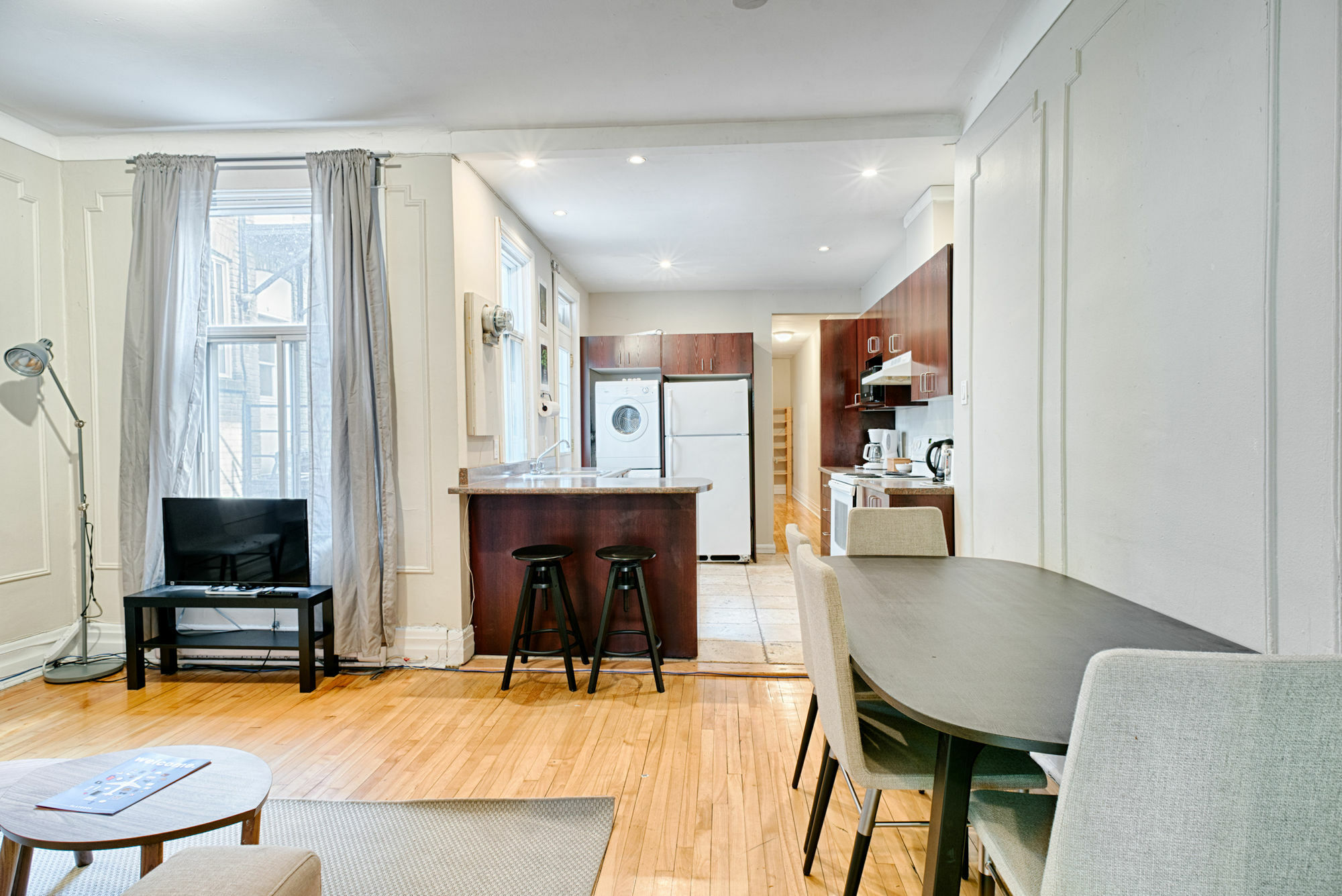 Appartement Classic 3Br In Plateau By Sonder à Montréal Extérieur photo